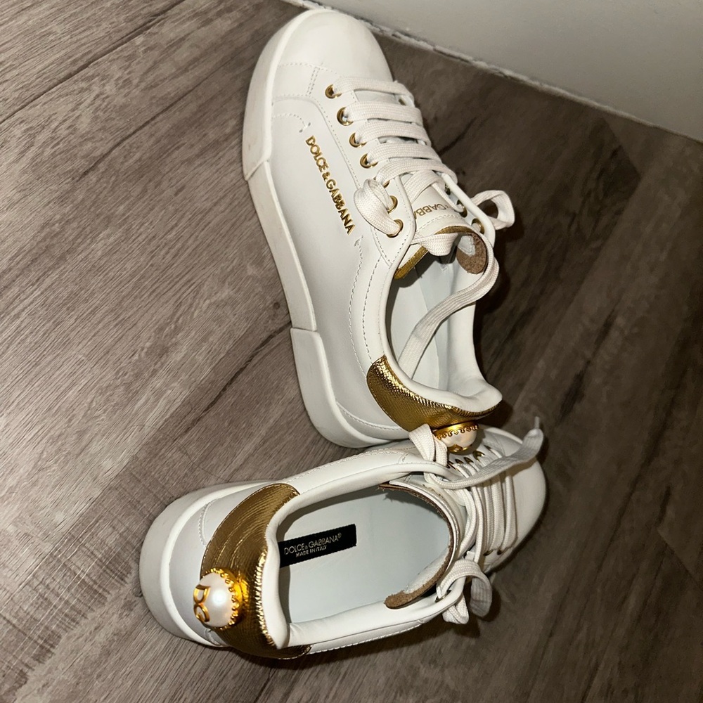 Dolce & Gabbana Women’s Low Top Sneakers